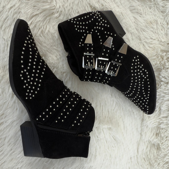 Forever 21 Black Studded Buckle Ankle Boots Size 7.5 NWT Western Style Booties - Picture 6 of 13